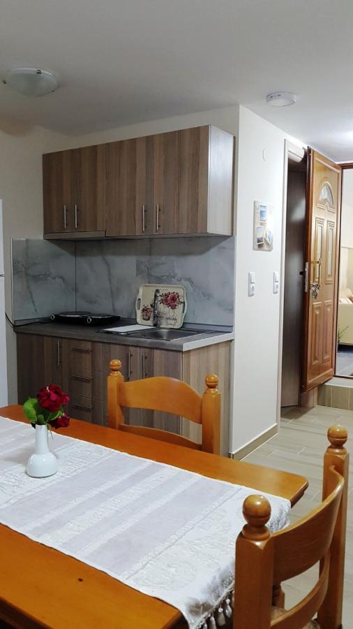 Fyllou Apartment Asproválta Eksteriør billede
