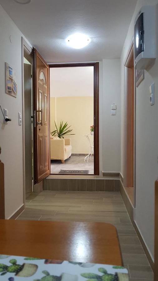 Fyllou Apartment Asproválta Eksteriør billede