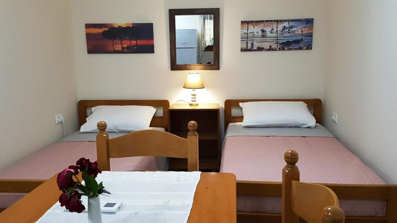 Fyllou Apartment Asproválta Eksteriør billede